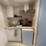 Charmant Studio Au Coeur De * Paris