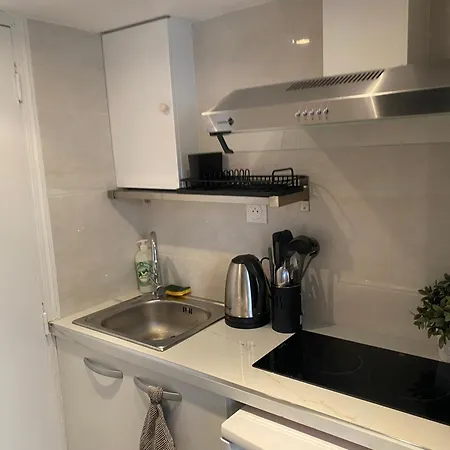 Charmant Studio Au Coeur De * Paryż