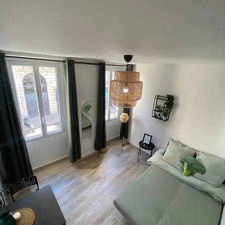 Apartman Charmant Studio Au Coeur De Párizs